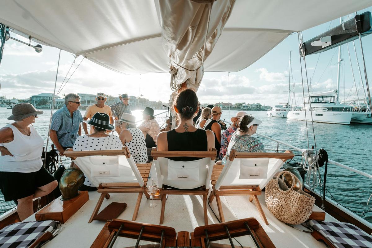 Mooloolaba Sunset Tour with Live Music