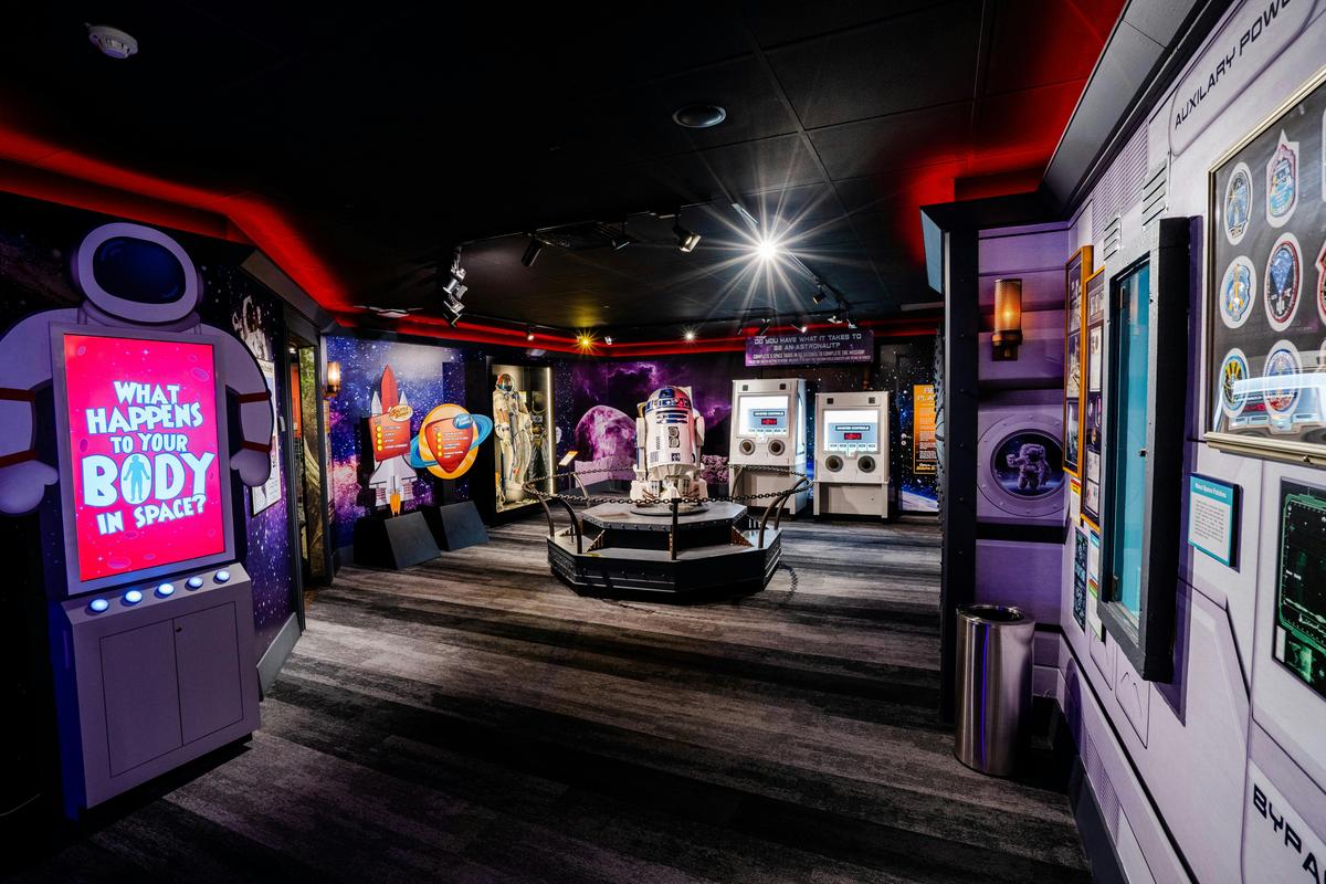 Space Gallery