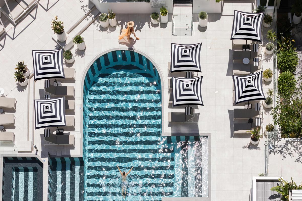 QT Gold Coast pool area