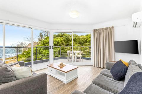 2 Bedroom Ocean View Apartment
