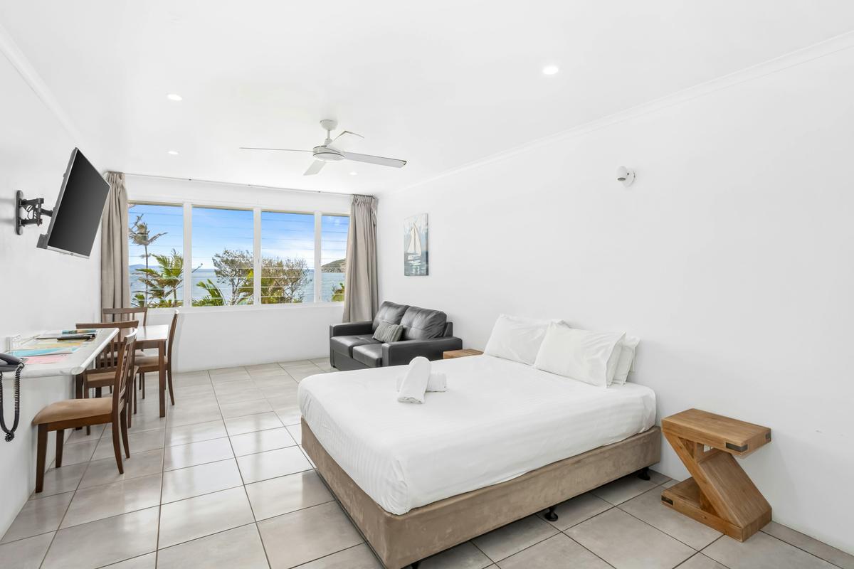 1 Bedroom Suite