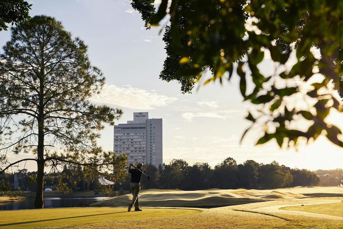 Royal Pines golf course