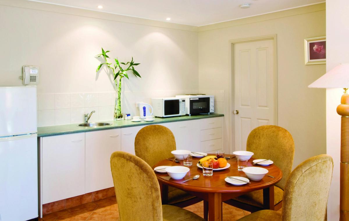 Corner Spa Suite