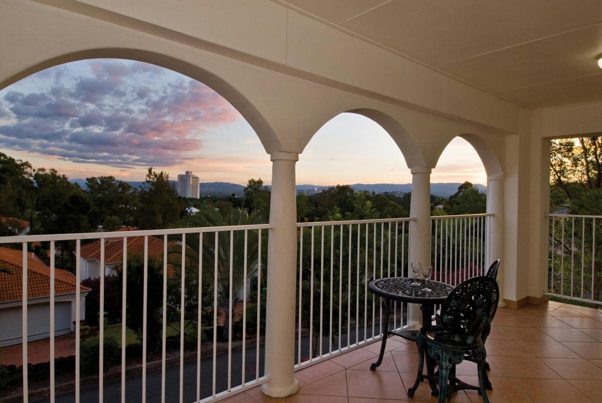 Corner Spa Suite