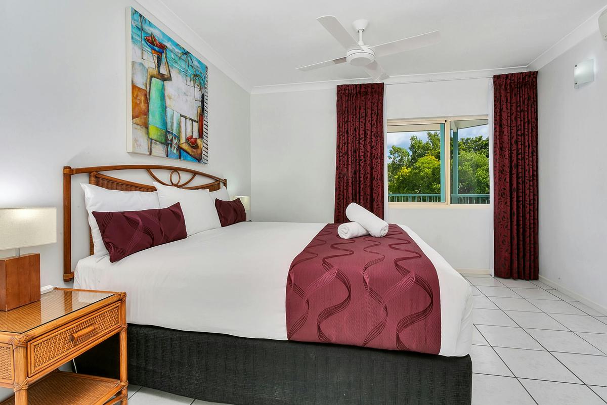 One Bedroom Superior Sea View Apartment