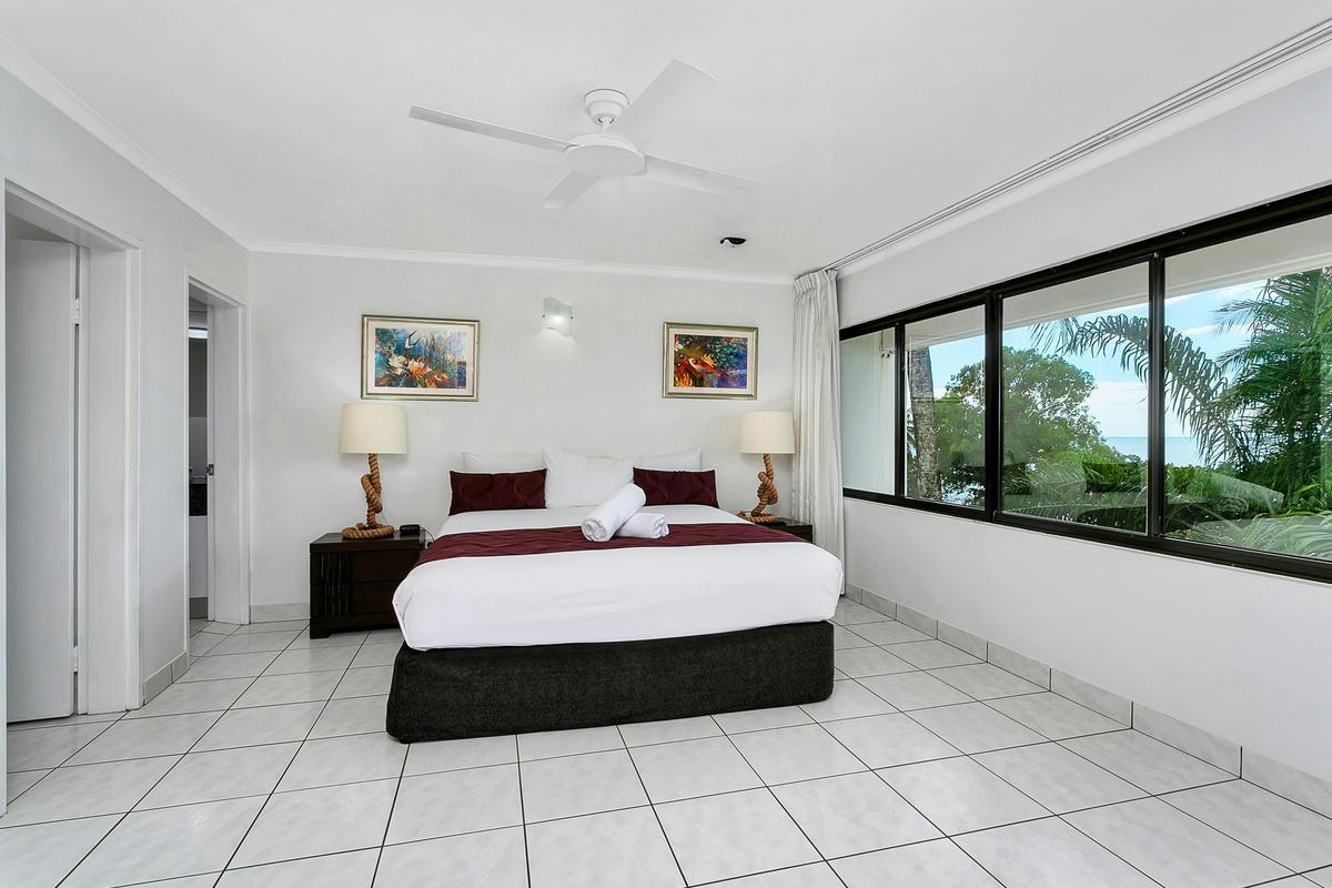 3 Bedroom Superior Sea View Apartment