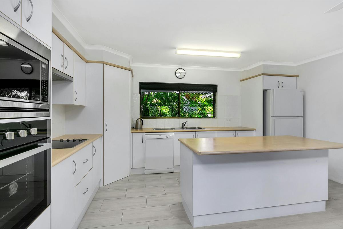 Standard 1 Bedroom Apartment