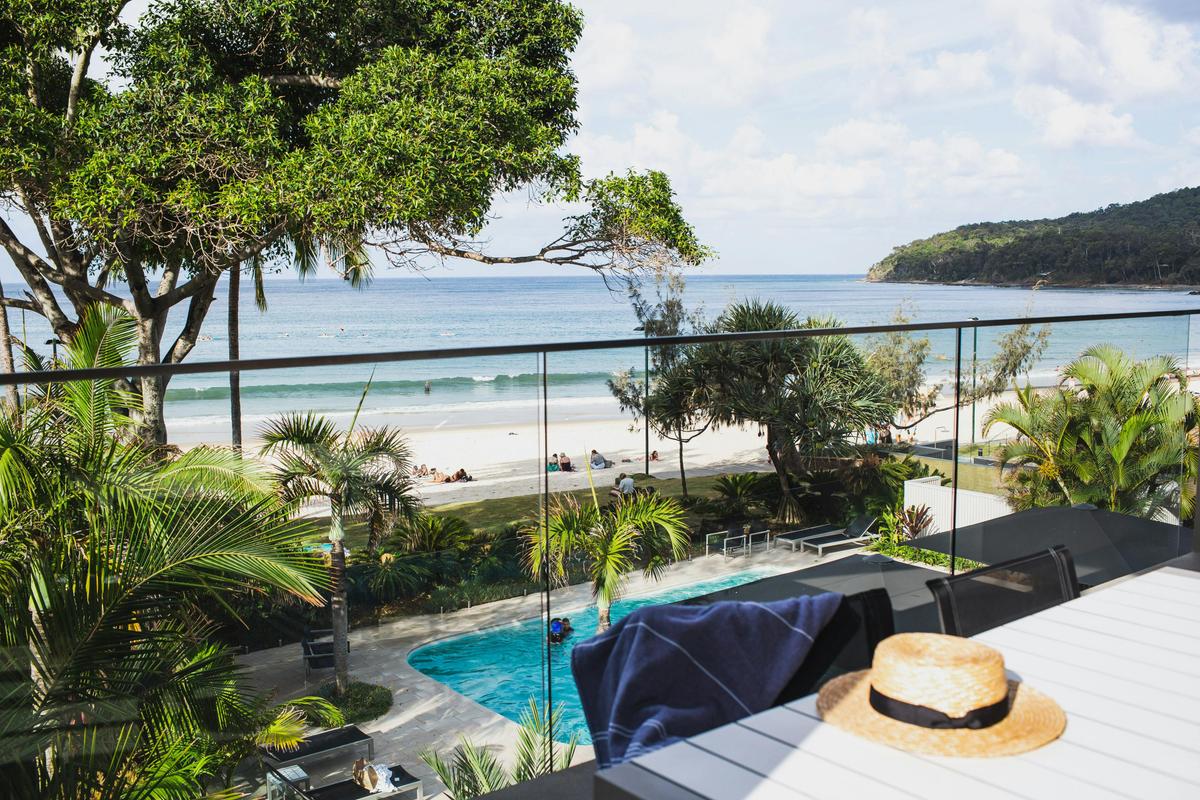 1 Bedroom Beachfront Apartment