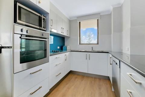 2 Bedroom Ocean View Apartment