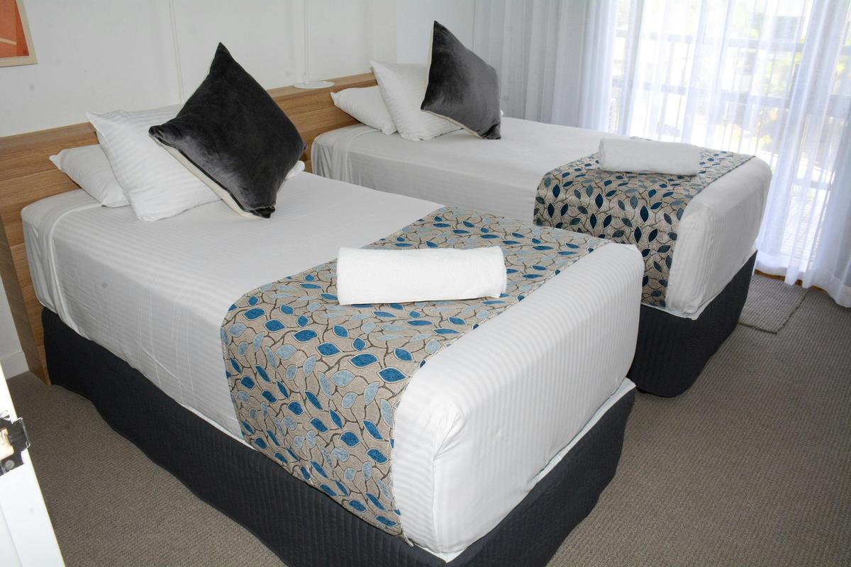 1 Bedroom Ocean View Apartment