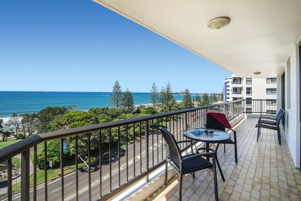2 Bedroom Ocean View Apartment
