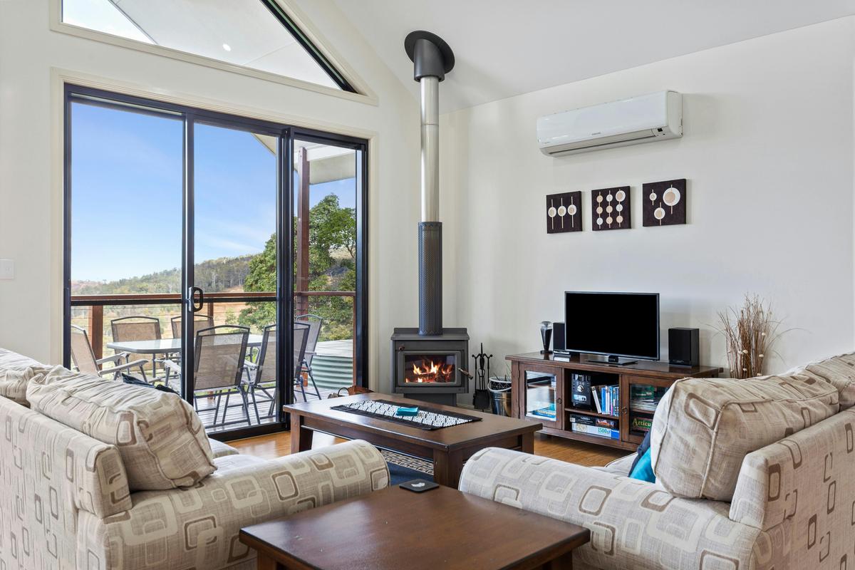 Stella Luna - 2 Bedroom luxury self contained chalet
