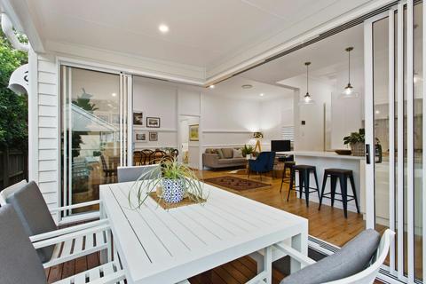 Sierra Cottage