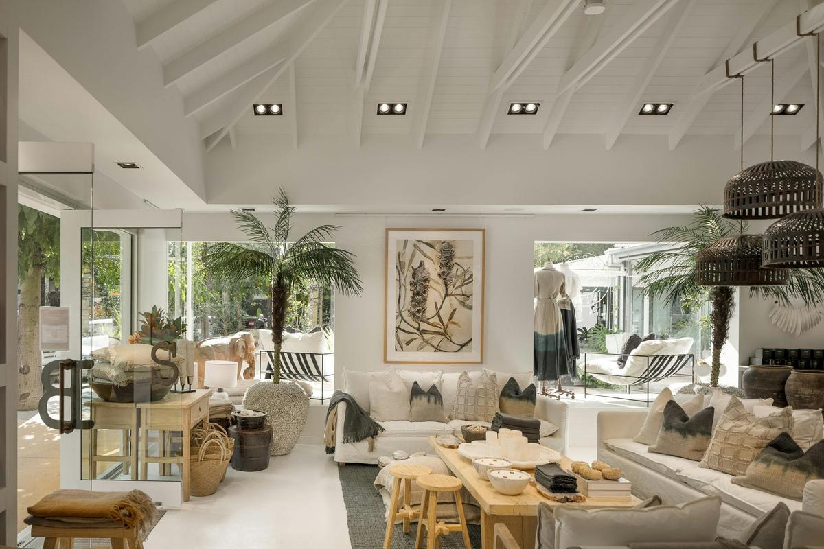 Raked ceilings, and coastal furnishings