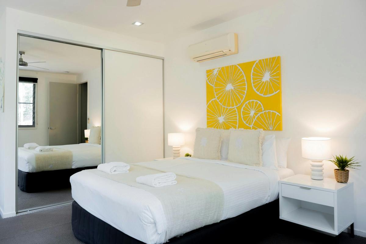 3 or 4 Bedroom Deluxe House