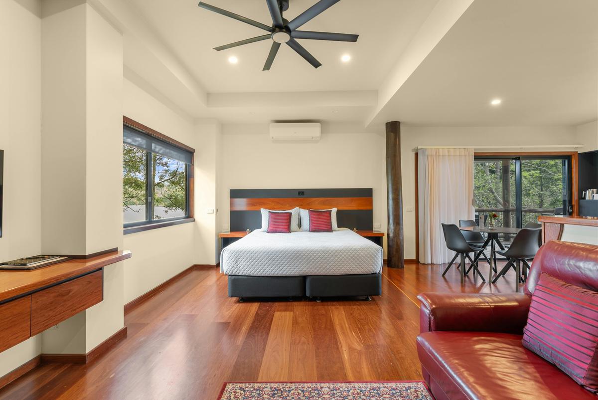 Luxury Studio Apartment