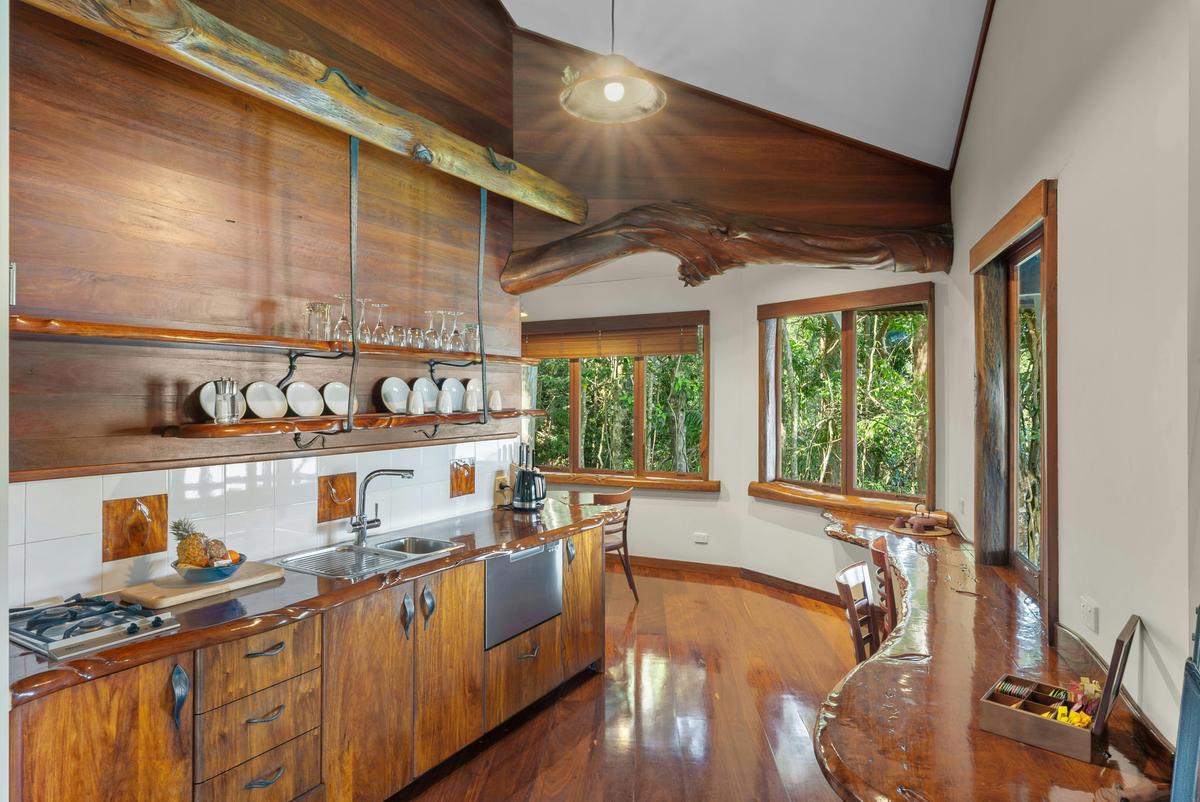 Secrets Premium Penthouse Treehouse