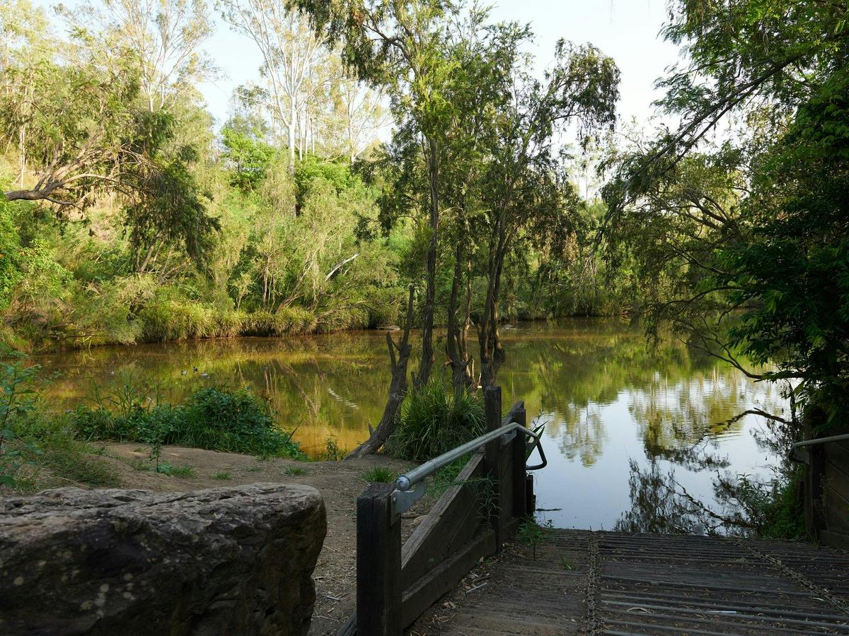 Shapcott Park