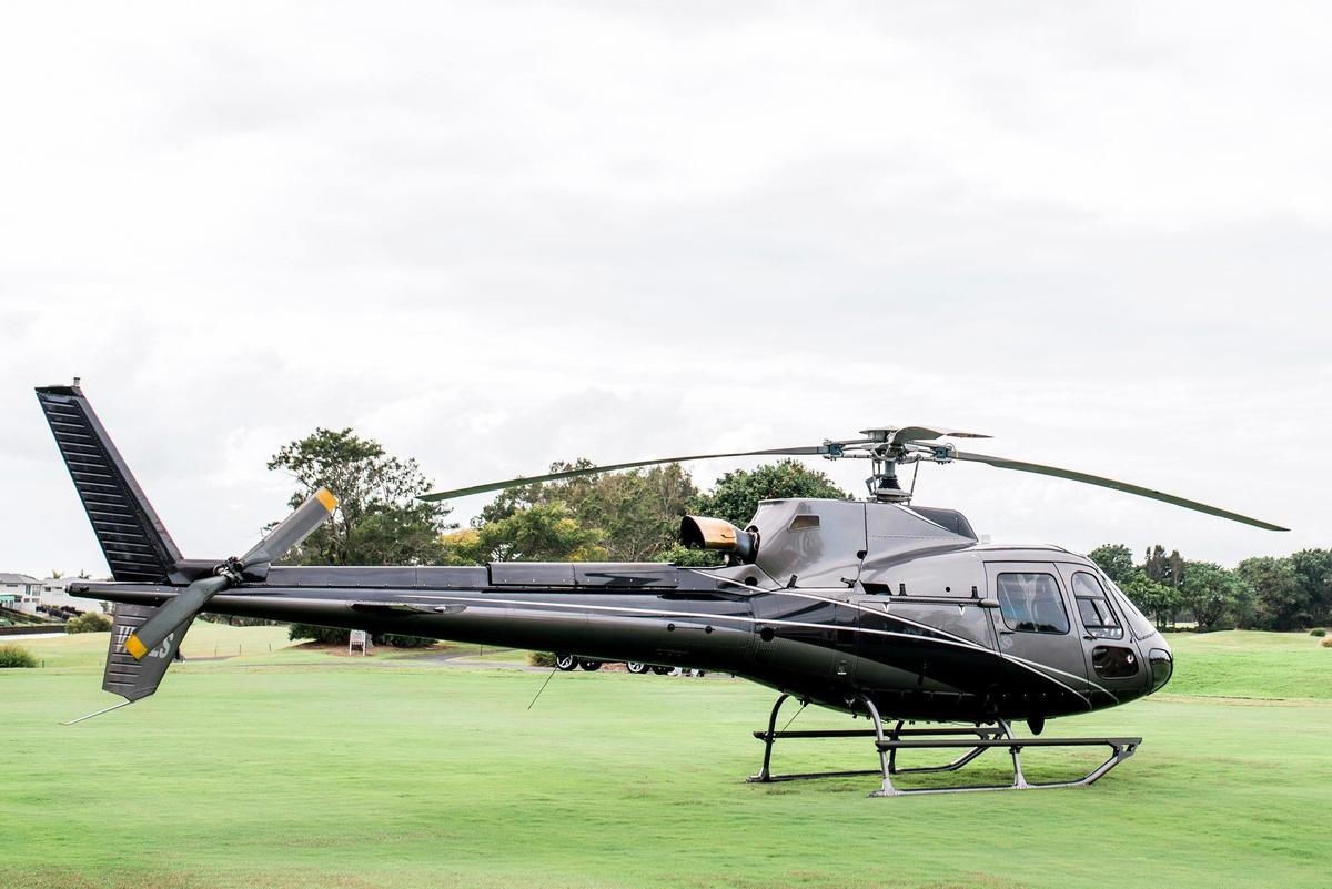 S&S Aviation Luxury six seat Helicopter