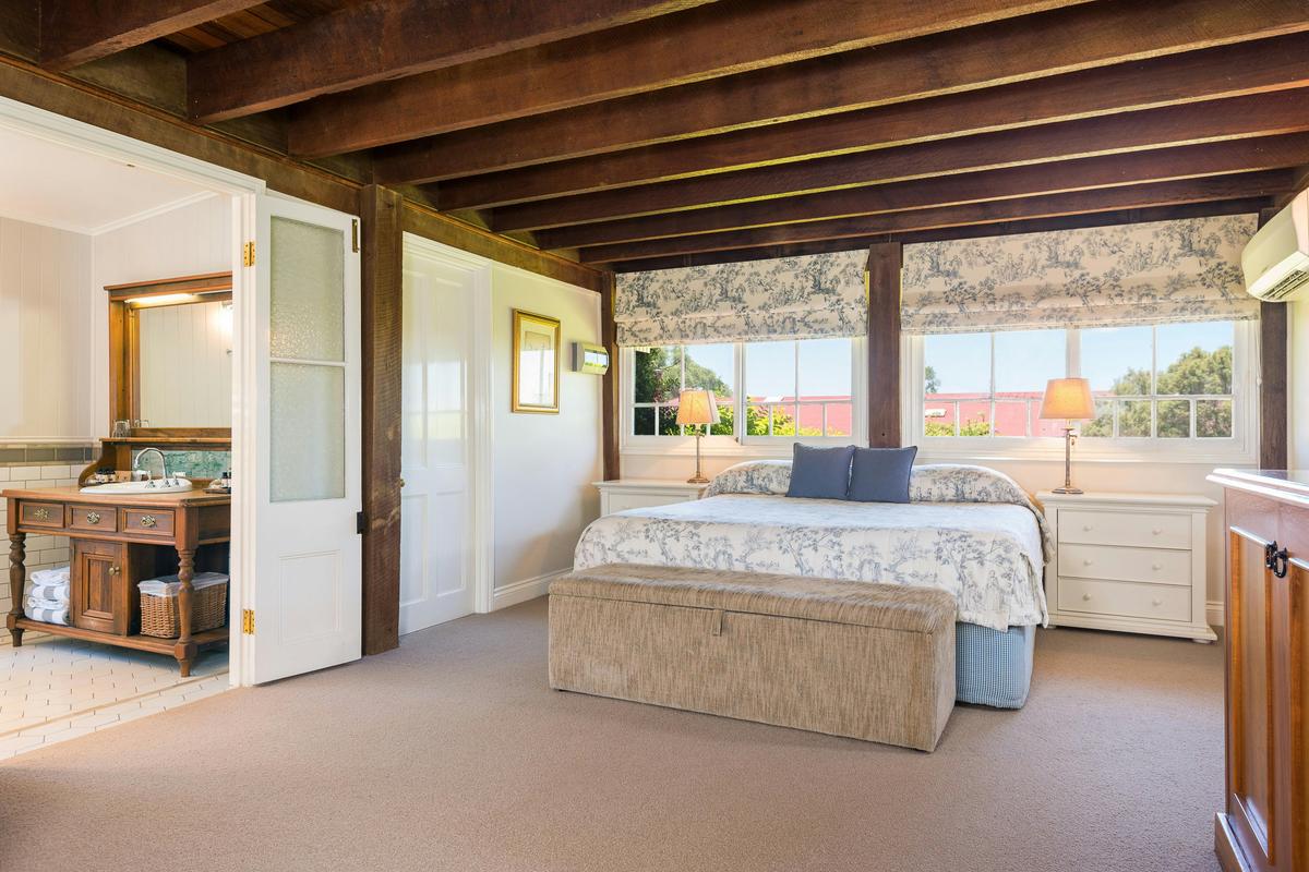 Loft Suite