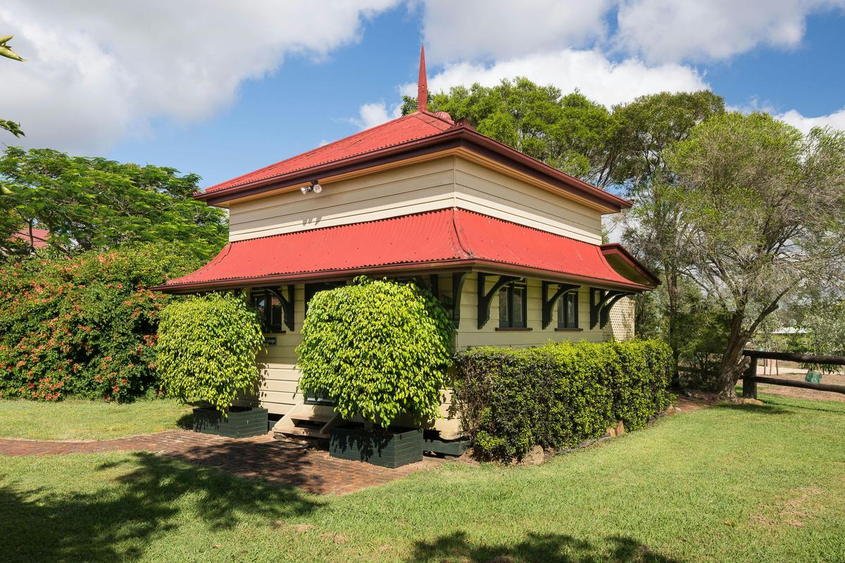 Chinese Cottage