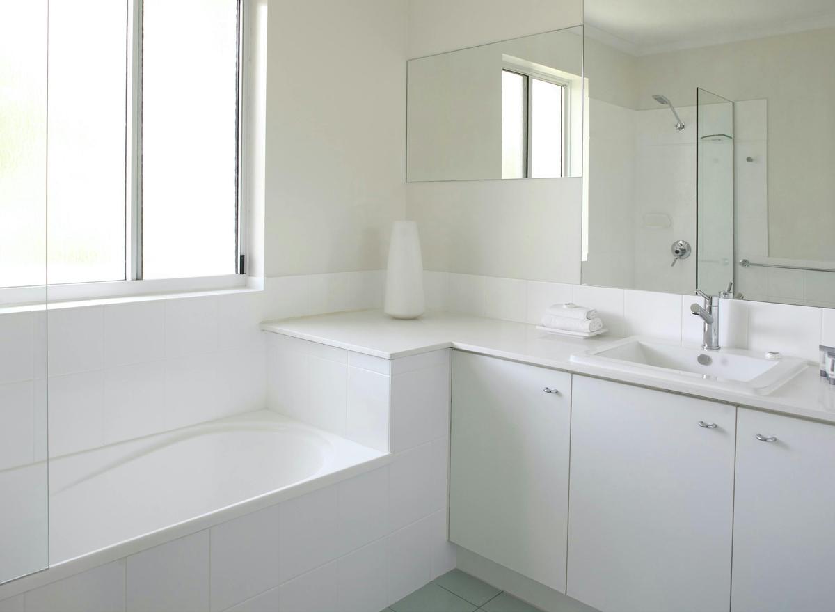 One Bedroom Apartment