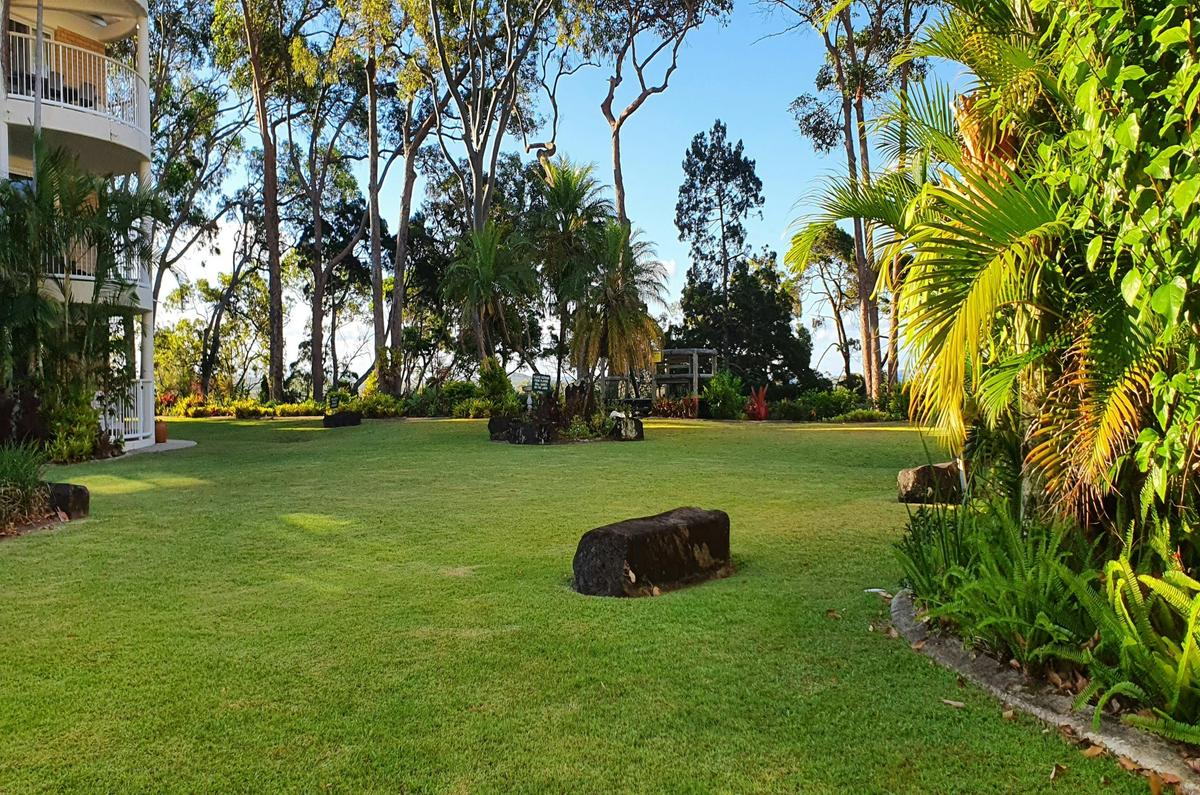 Macquarie Lodge Noosa - Grounds