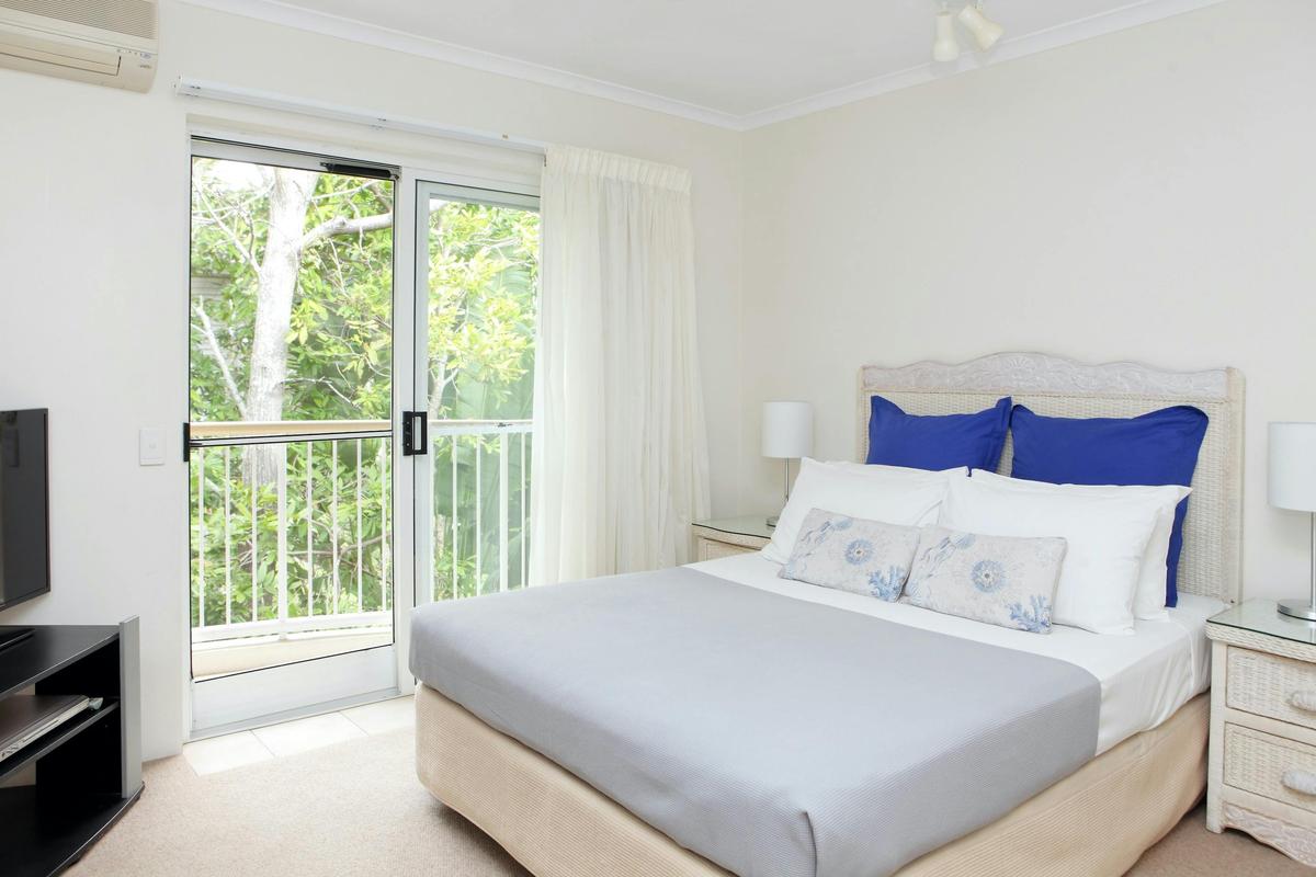 One Bedroom Apartment
