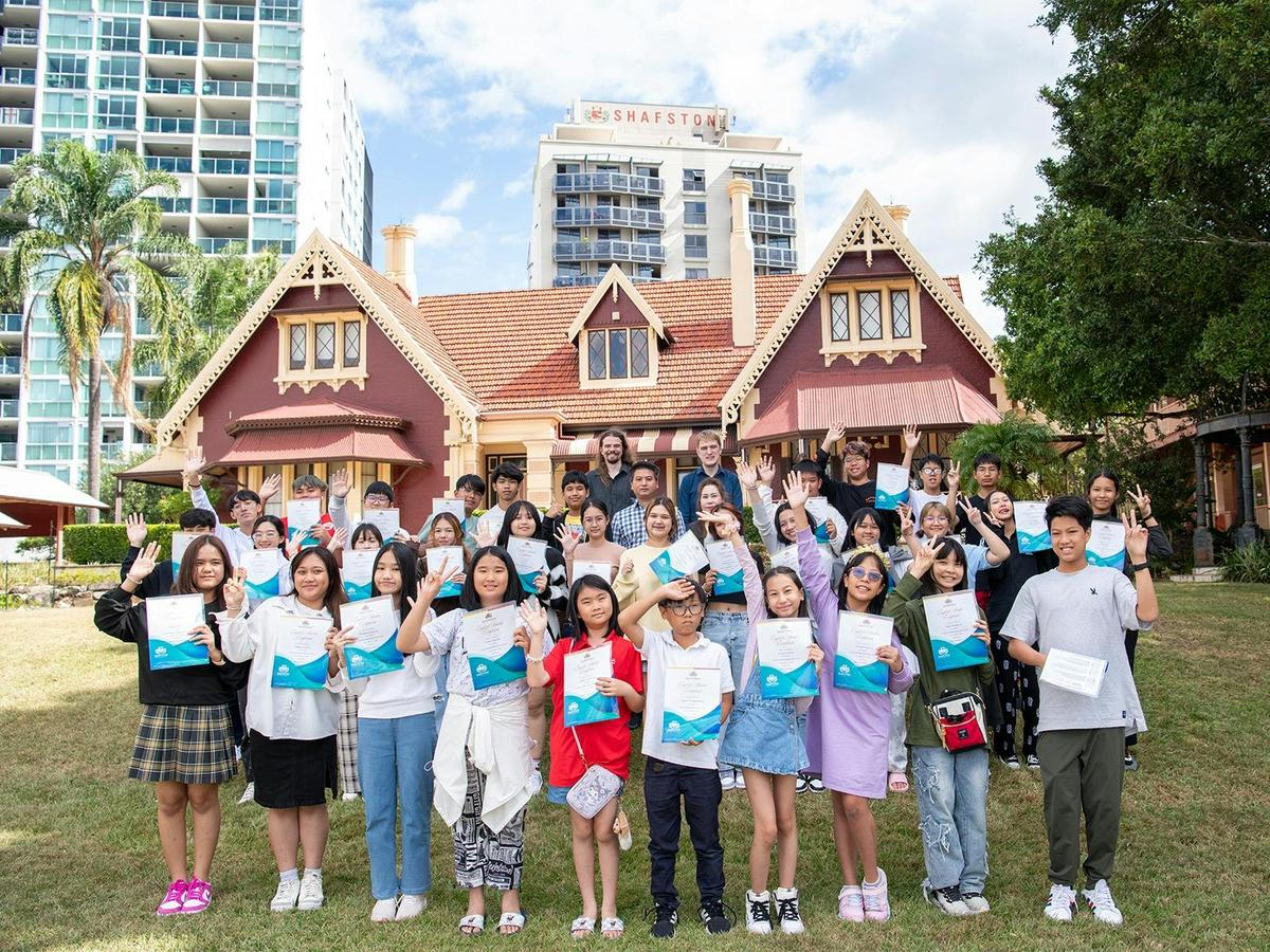 Brisbane 7 Days Study Tour Trip
