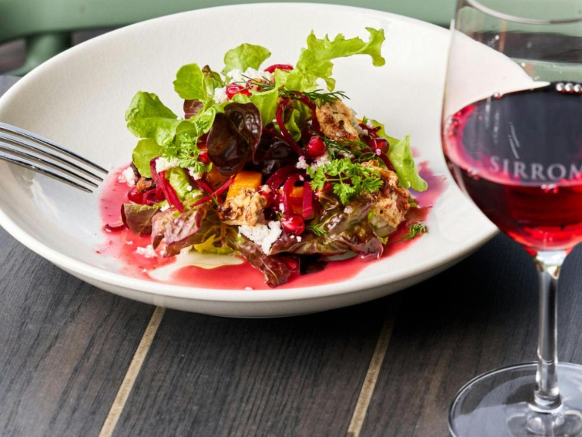 Winery Tour & Taste with 3-Course Lunch at Tuscan Terrace