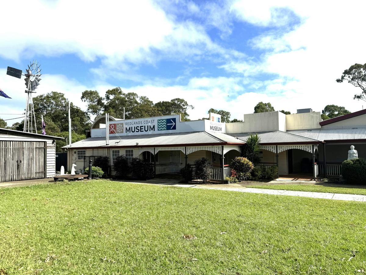 New signage Museum