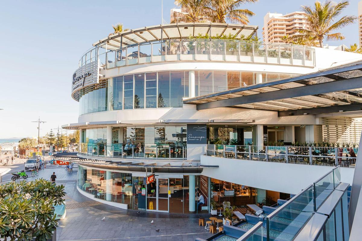 Find food for every mood at Soul Boardwalk. From fine-dining to quick bites, we have you covered!