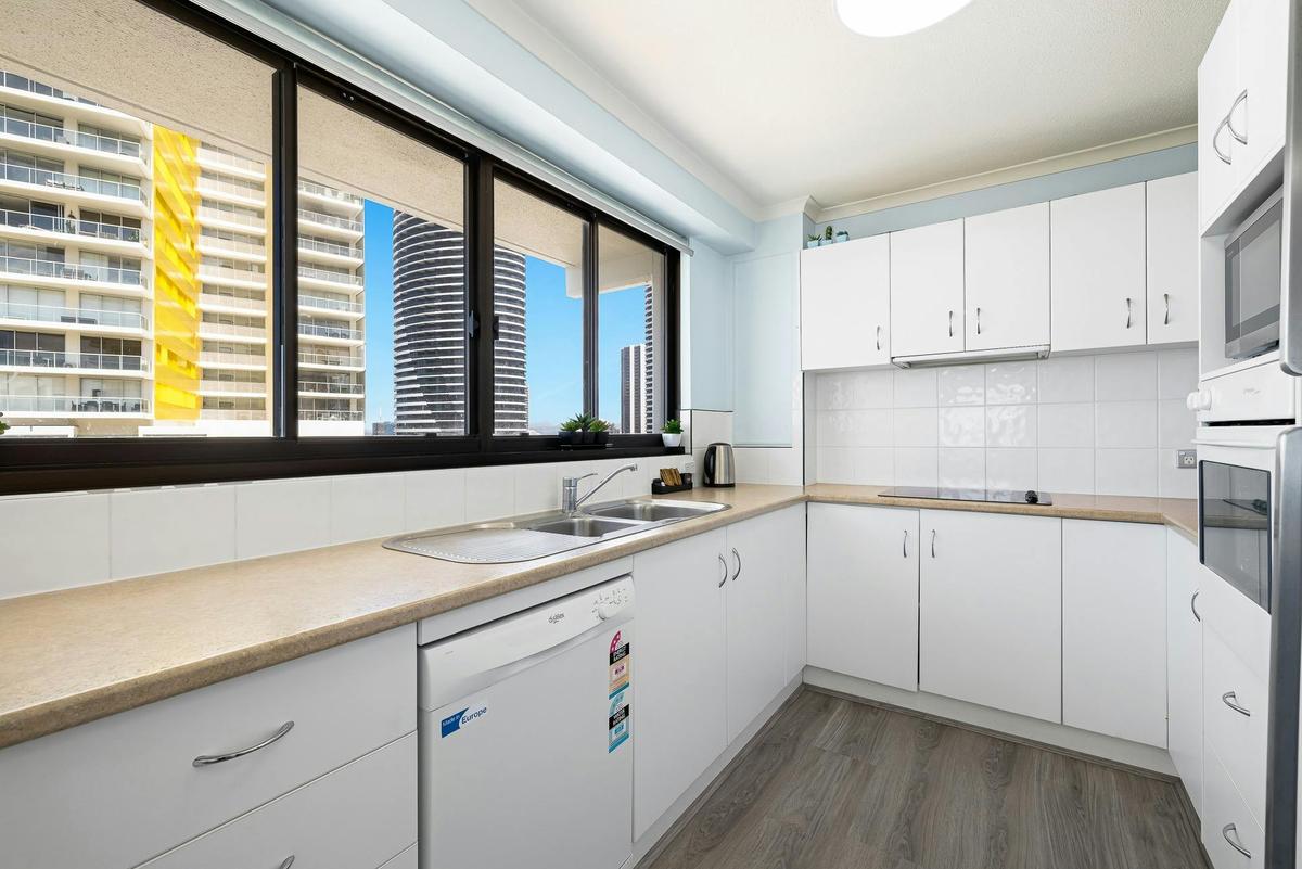 2 Bedroom Apartment with Ocean View - Floors 9-16