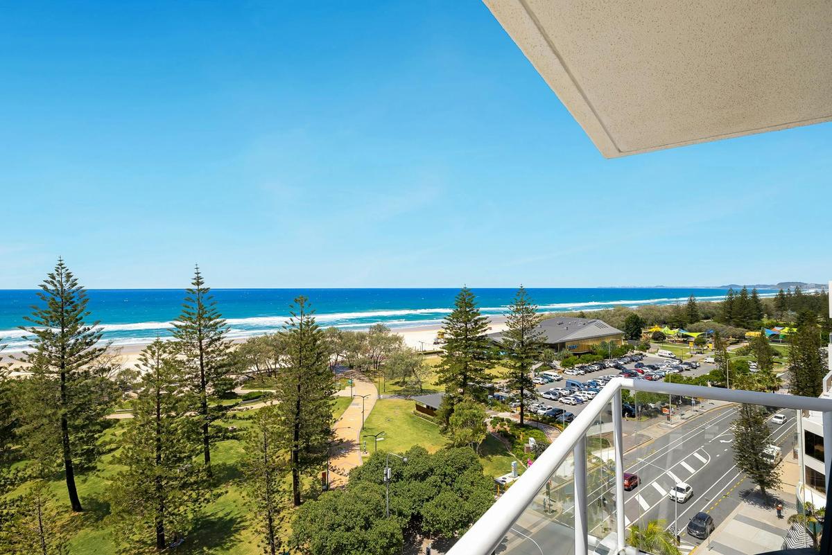 2 Bedroom Apartment with Ocean View - Floors 9-16