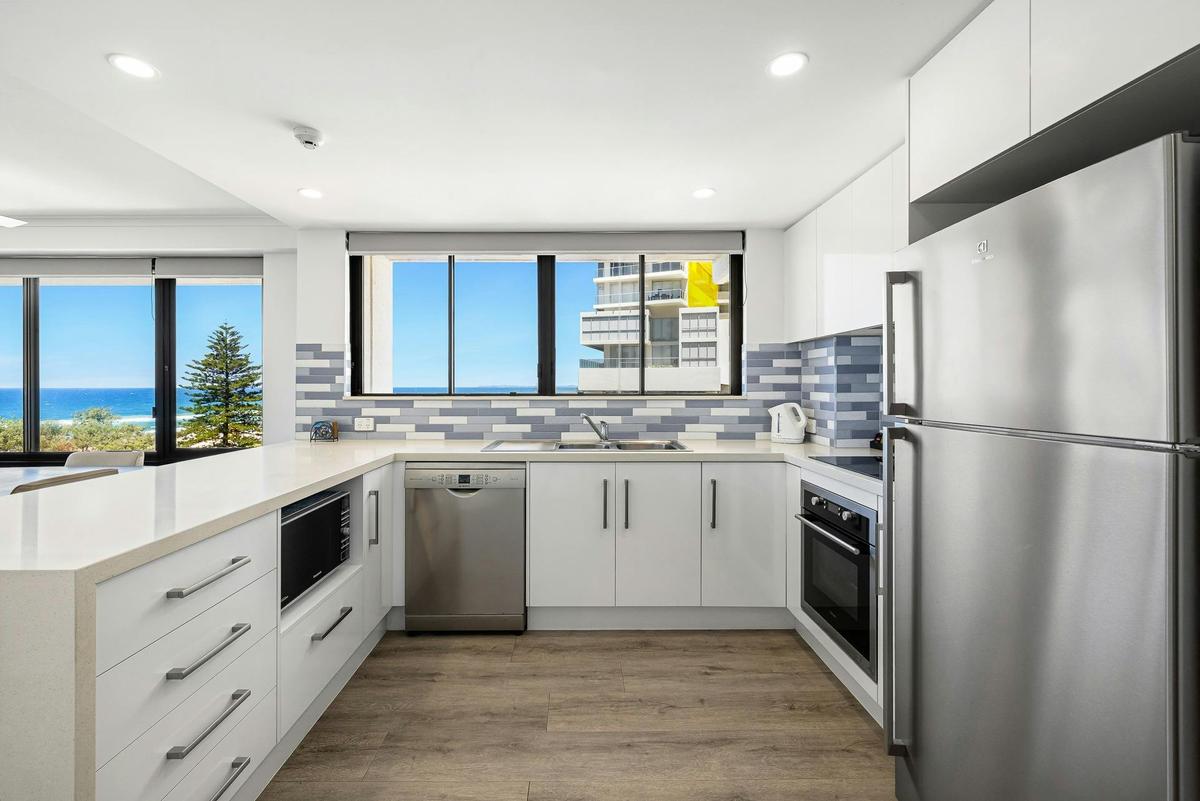 2 Bedroom Apartment with Ocean View - Floors 6-10