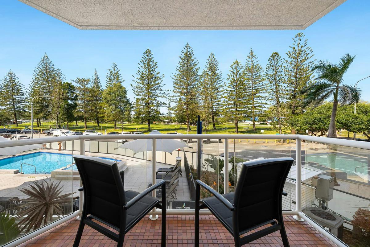 2 Bedroom Apartment with Ocean View - Floors 1-5