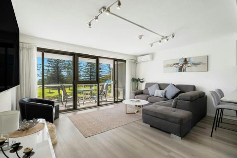 1 Bedroom Apartment with Ocean View Floors - 1-5