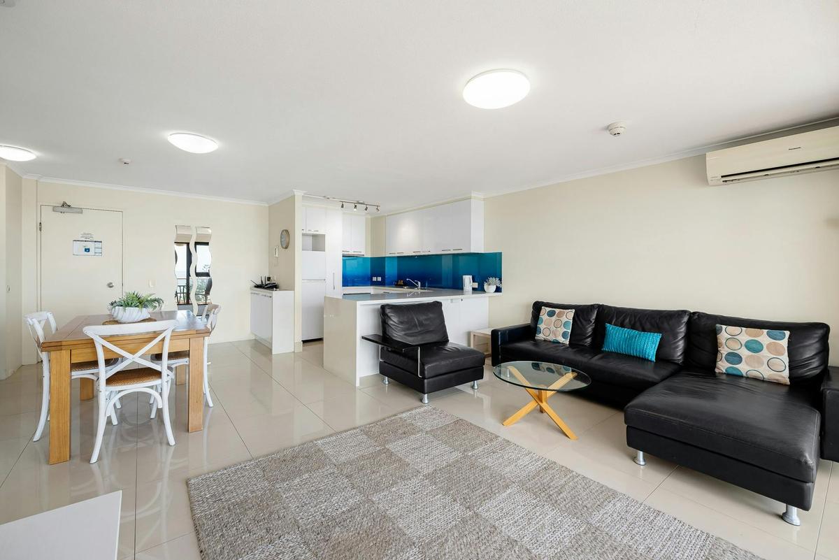1 Bedroom Apartment with Ocean View Floors 6-10