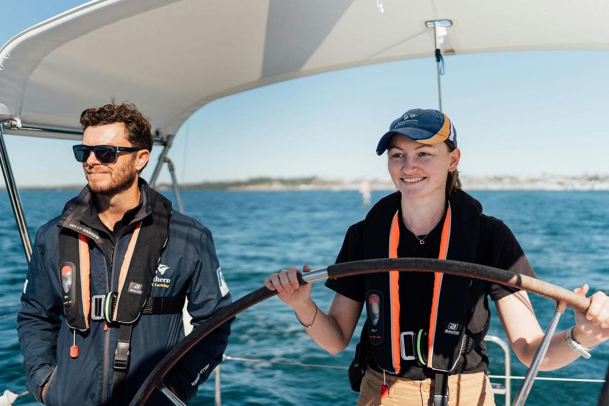 Start Yachting - Weekend Sailing Course On A Yacht