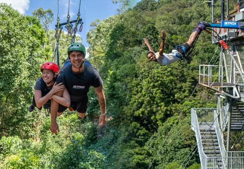 Bungy and Giant Swing Combo