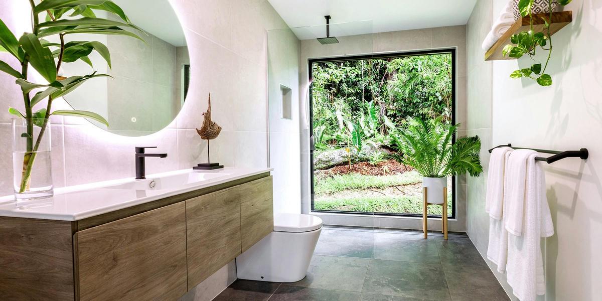 Spring Haven Kuranda bathroom with view