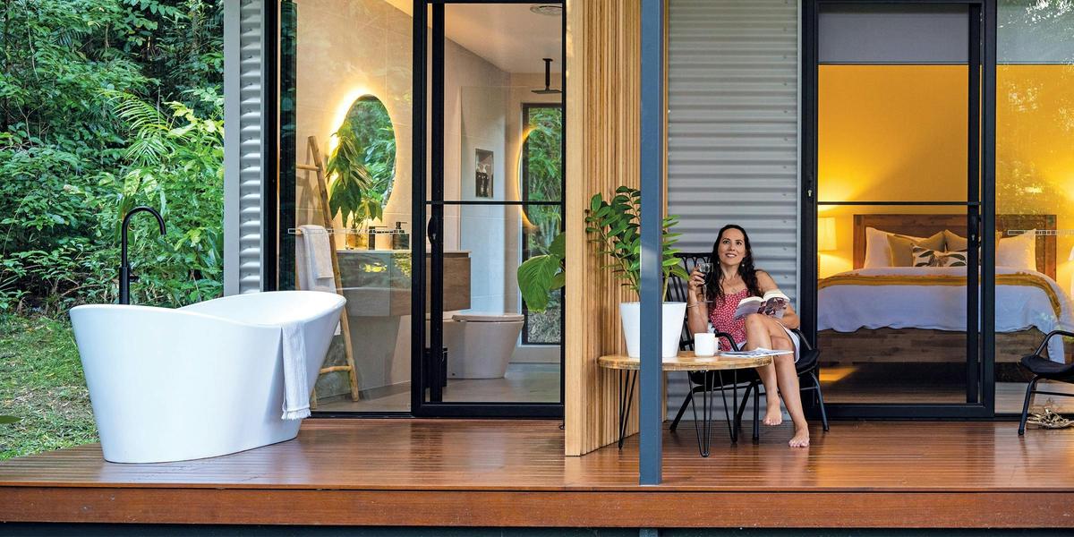 Spring Haven deck and outdoor bath
