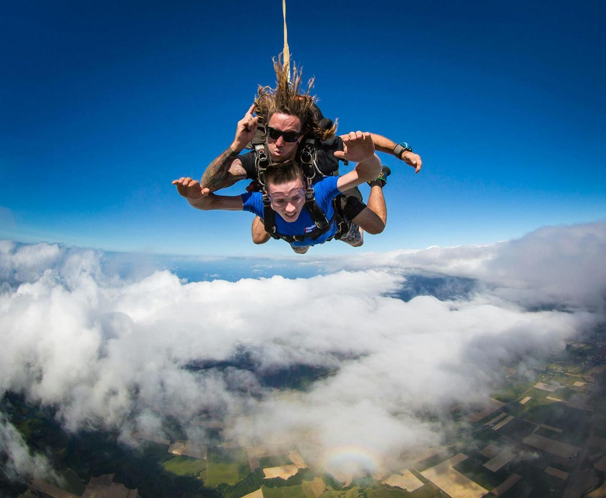 Skydive Cairns up to 15,000ft Tandem Skydive