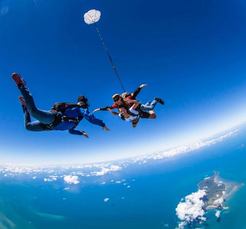 Skydive Mission Beach up to 15,000ft Tandem Skydive