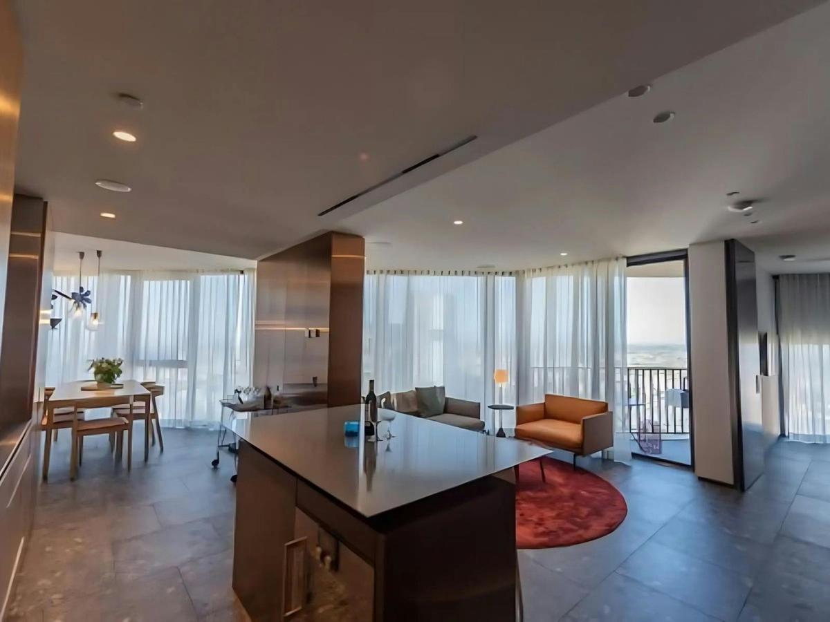 2BR River View