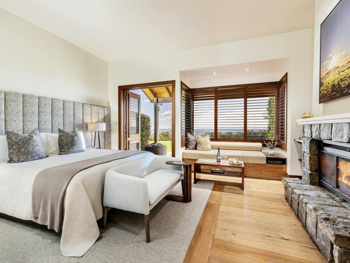 Lodge Suite