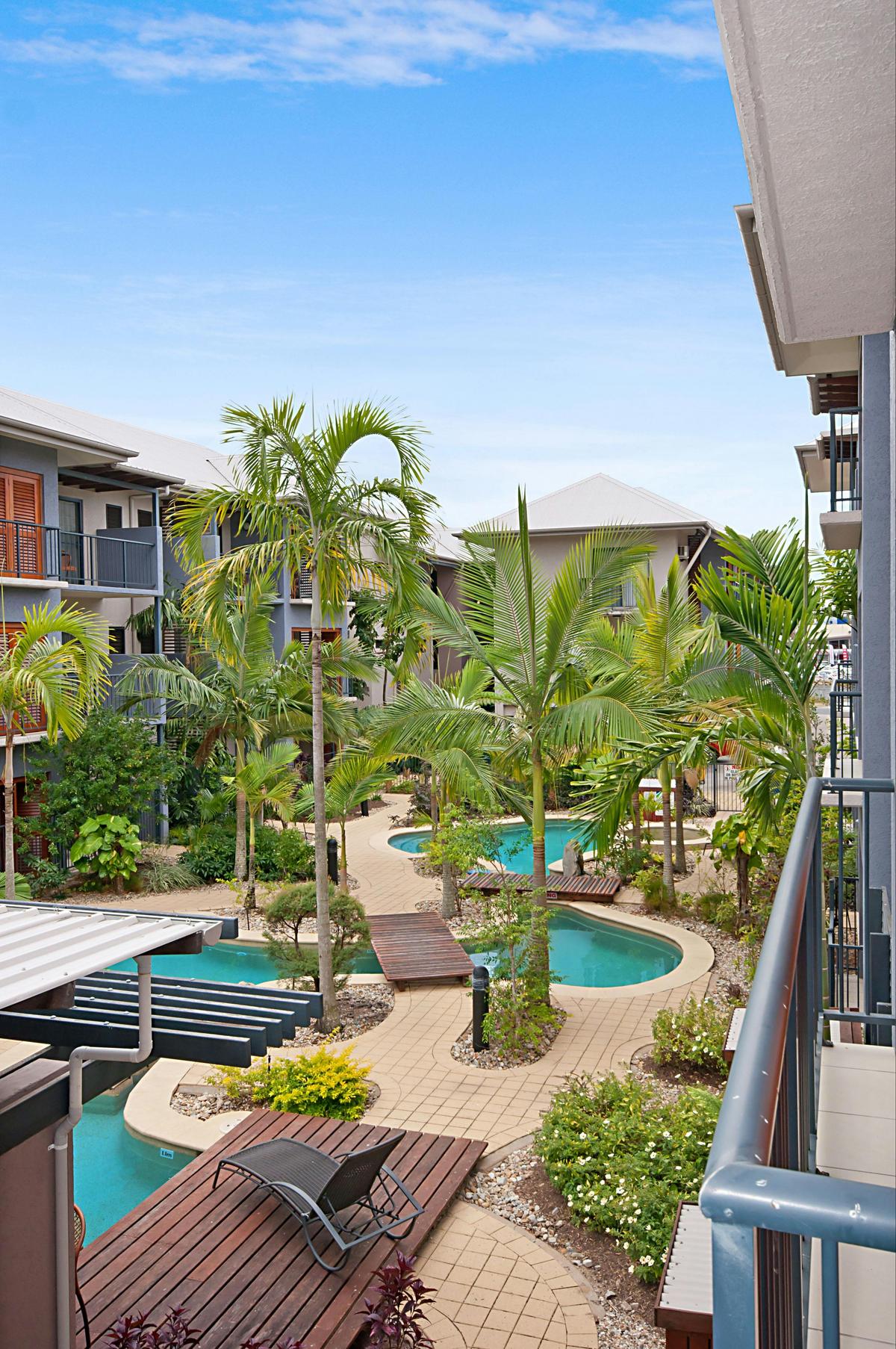 Pool view room
