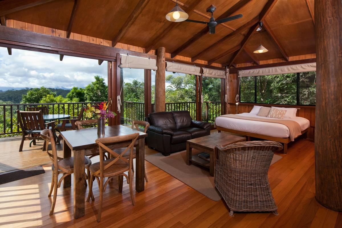 Studio Treehouse