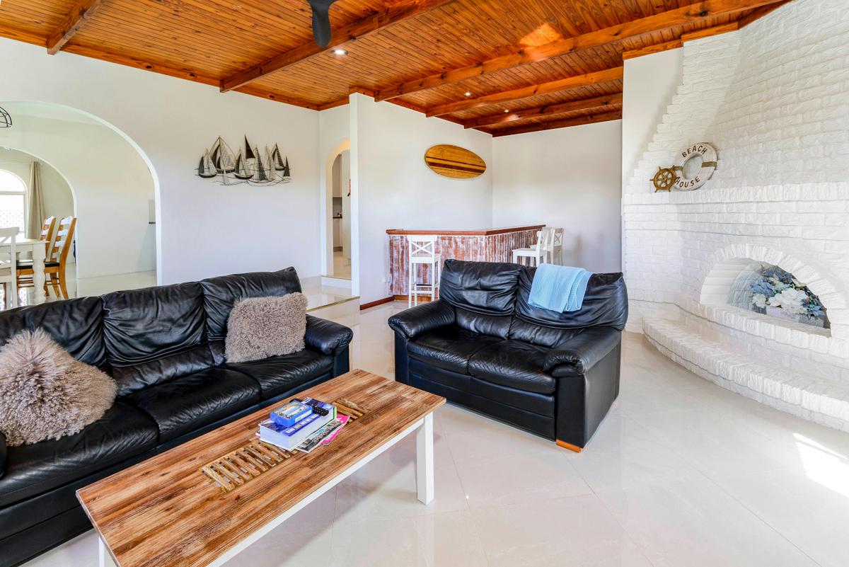 Lounge area