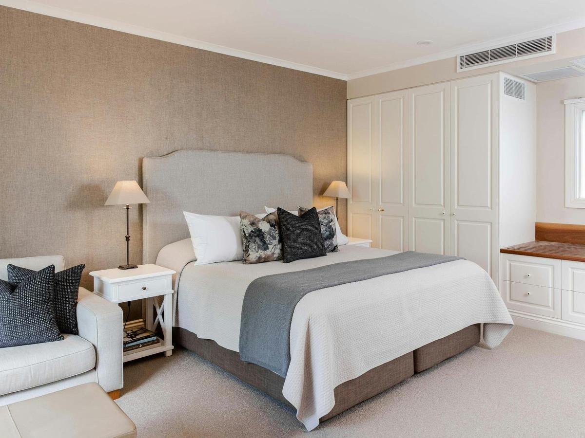 Estate Suite